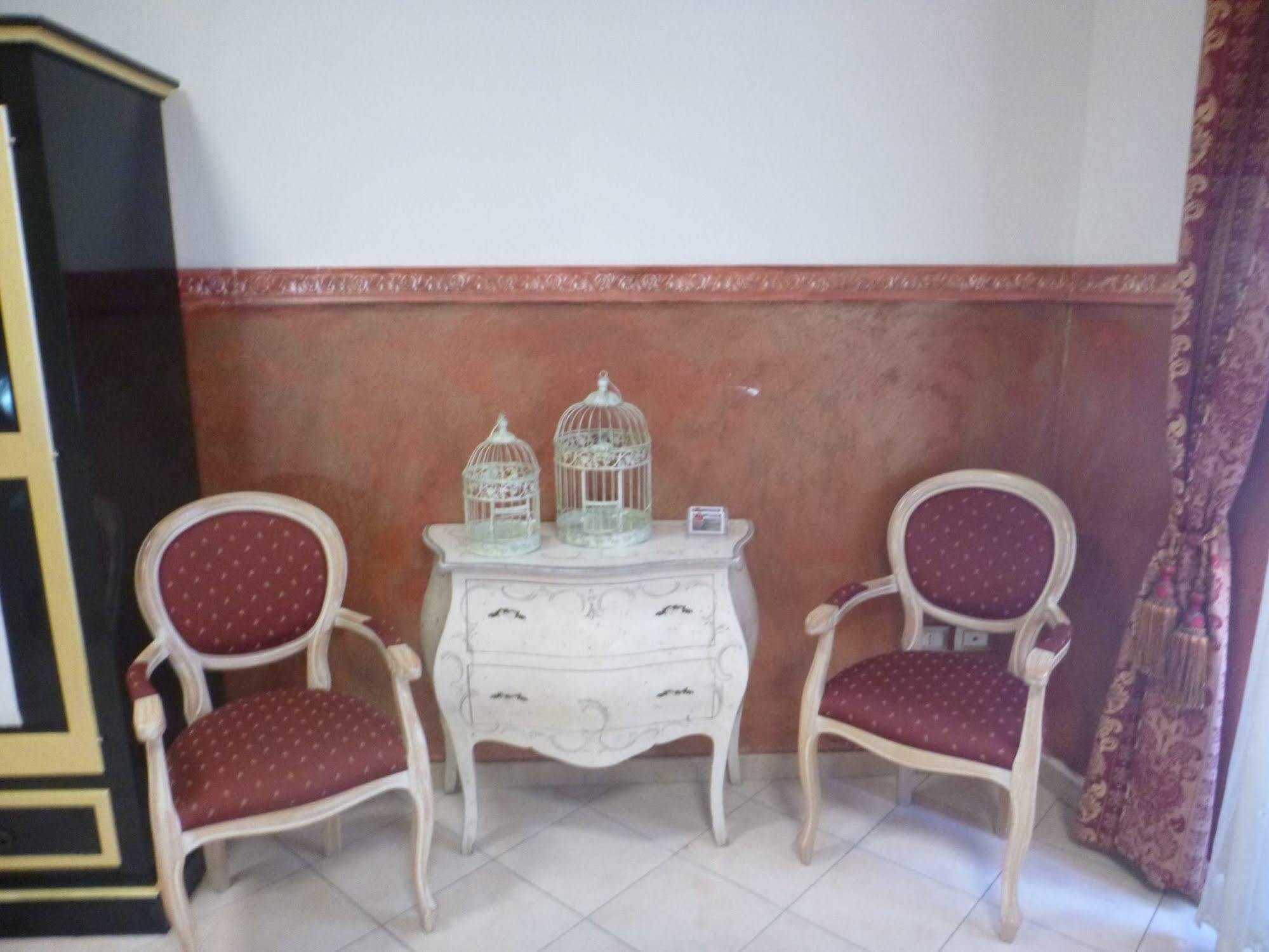 Le Tre Stelle Hotel Cagliari Exterior photo